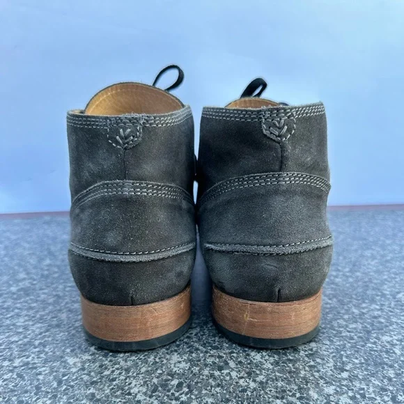 John Varvatos Hand Made in Portugal Suede Chukka Boot Mens  display picture 1